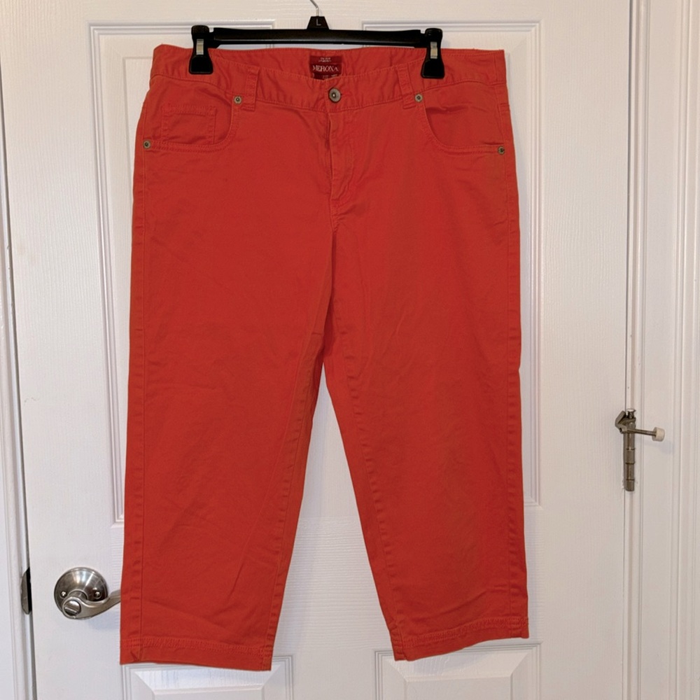 Ladies, orange Capri pants size 10